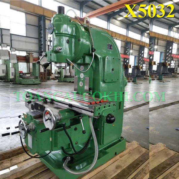 may-phay-dung-x5032 Máy phay đứng X5032